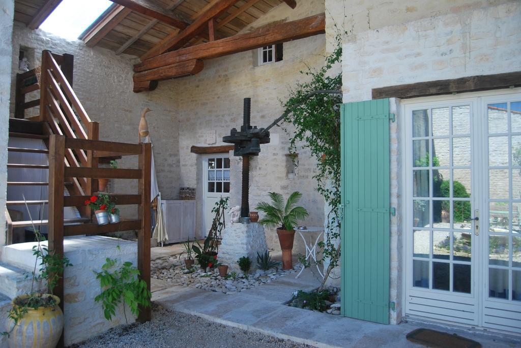 Les Jardins Saint Leonard Otel Thairé Dış mekan fotoğraf
