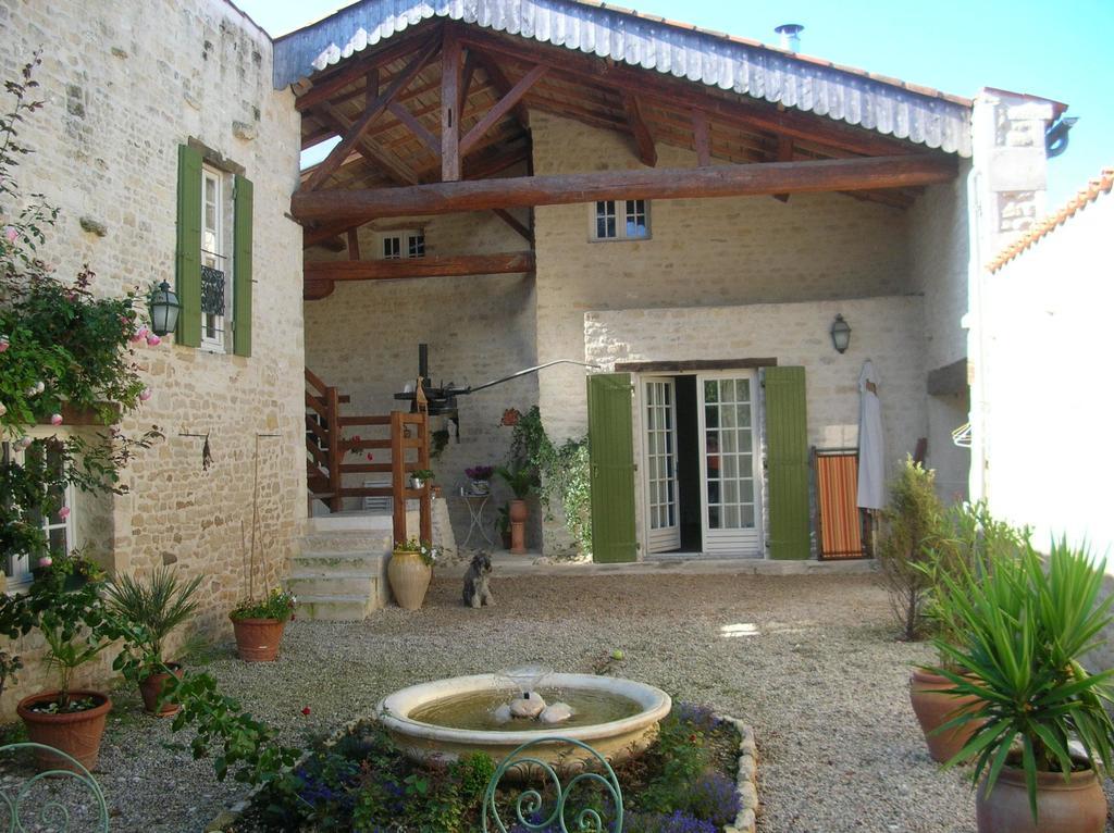 Les Jardins Saint Leonard Otel Thairé Dış mekan fotoğraf