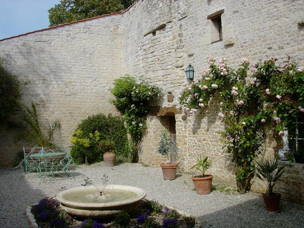 Les Jardins Saint Leonard Otel Thairé Dış mekan fotoğraf